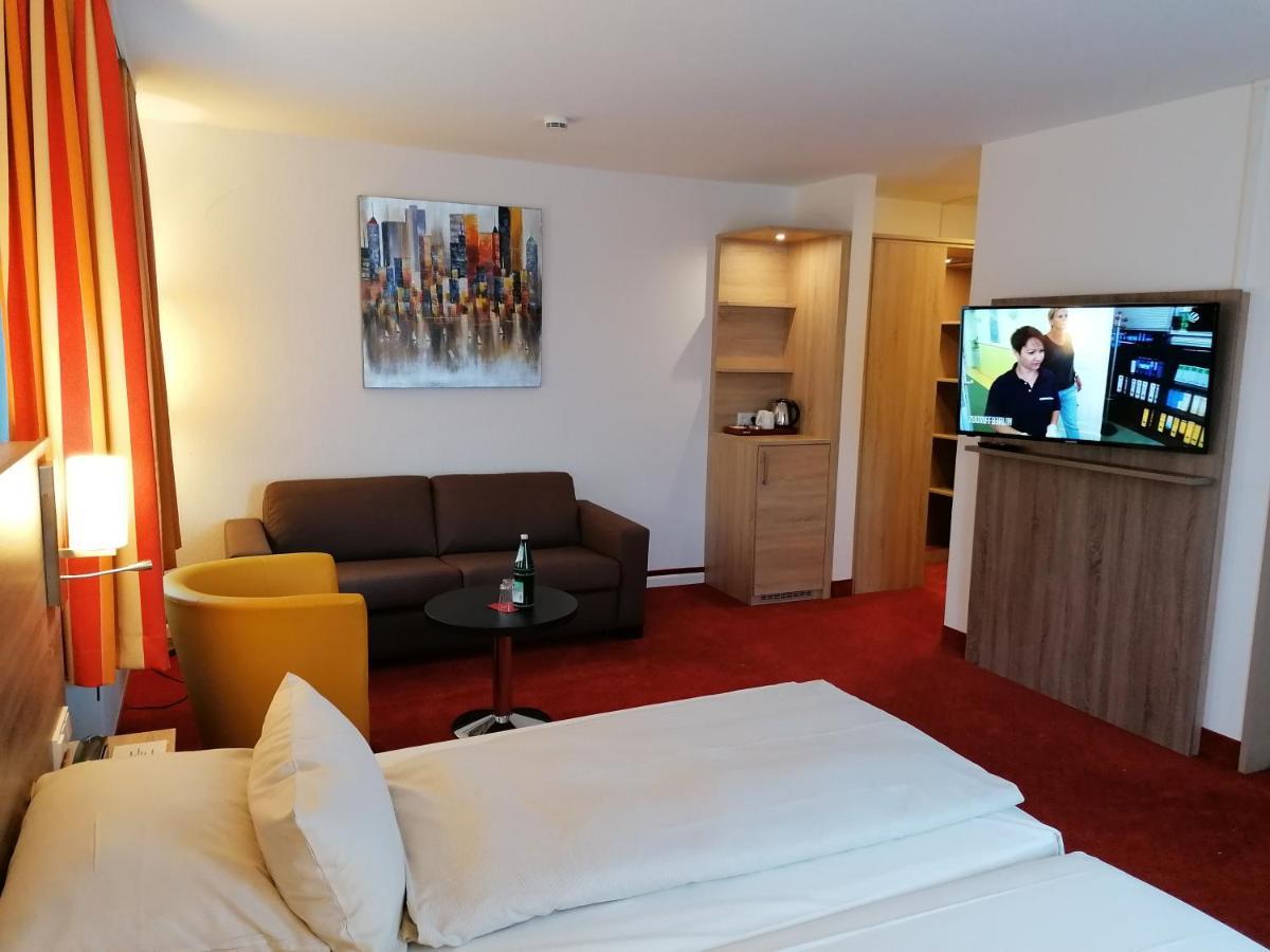 Montana Hotel Moenchengladbach Екстериор снимка