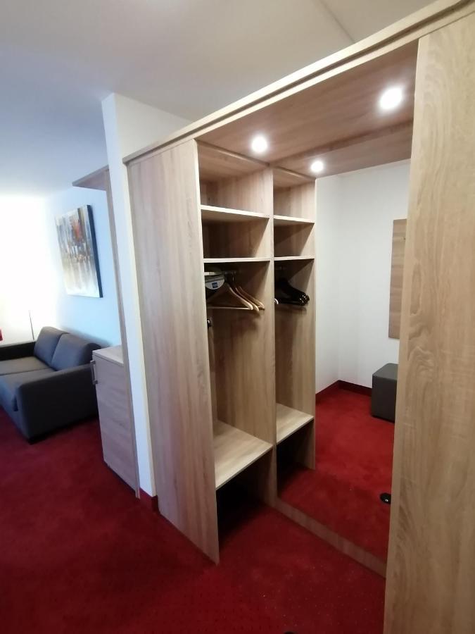 Montana Hotel Moenchengladbach Екстериор снимка