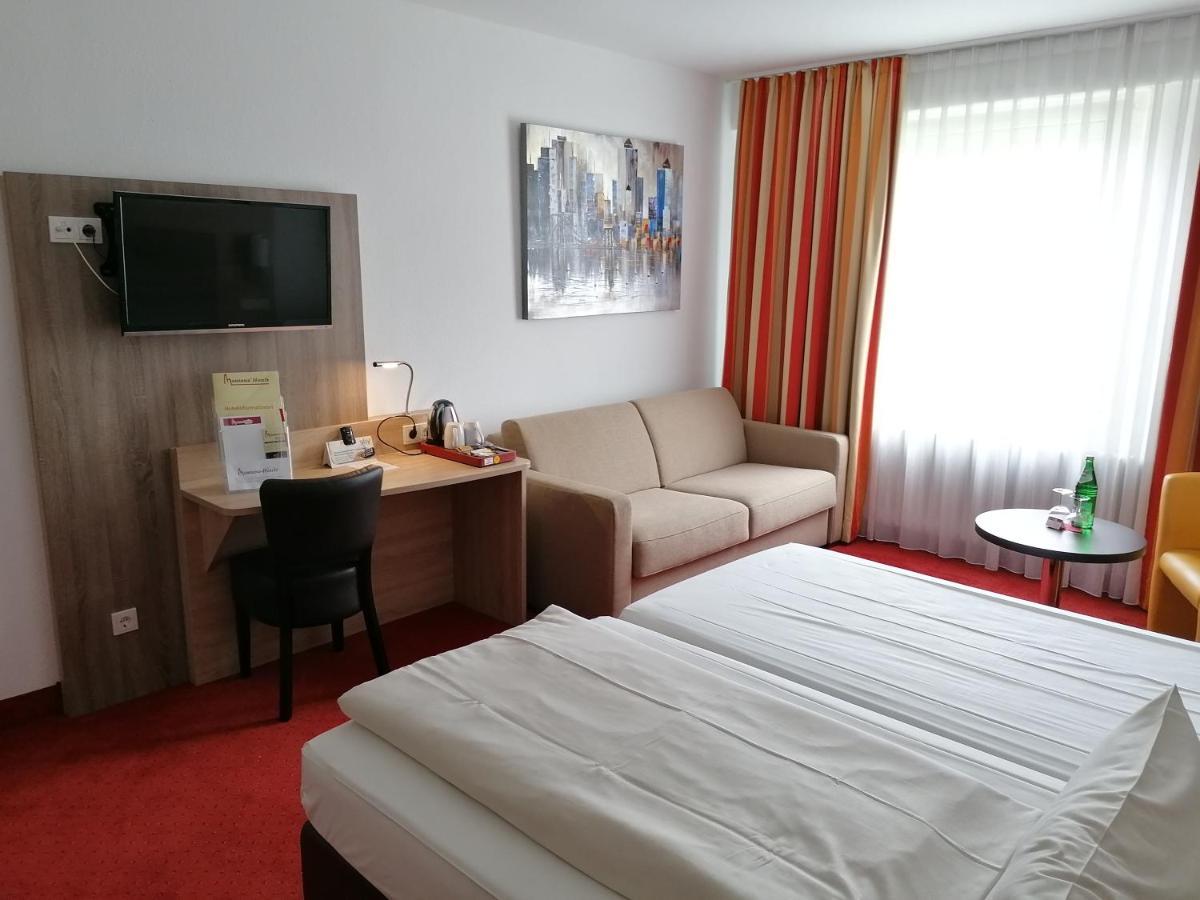 Montana Hotel Moenchengladbach Екстериор снимка