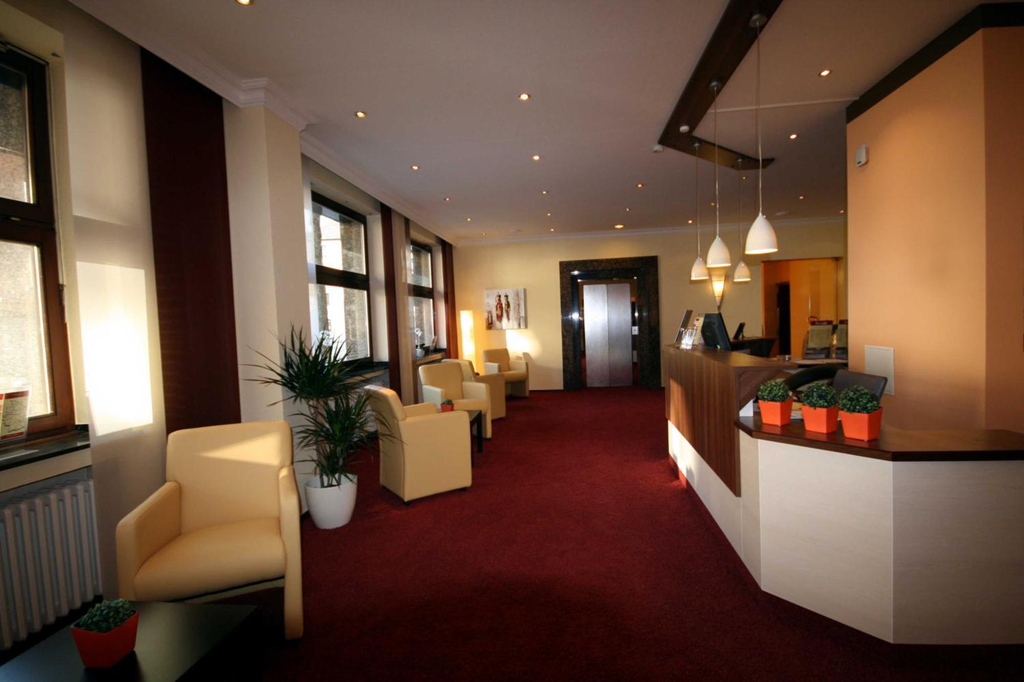 Montana Hotel Moenchengladbach Екстериор снимка