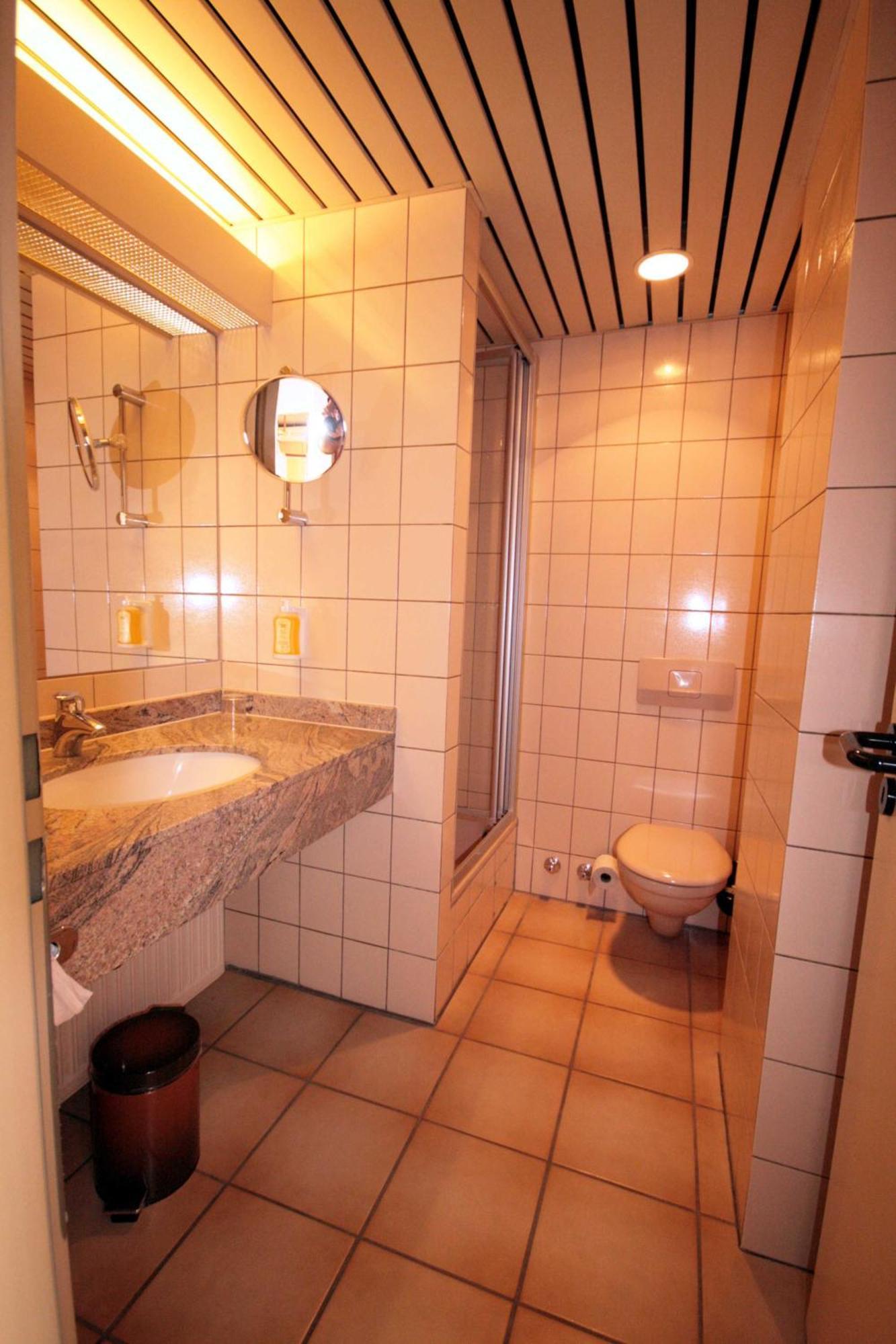 Montana Hotel Moenchengladbach Екстериор снимка