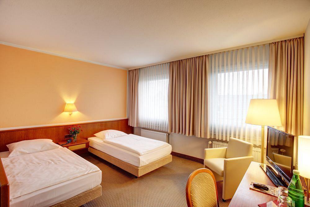 Montana Hotel Moenchengladbach Екстериор снимка