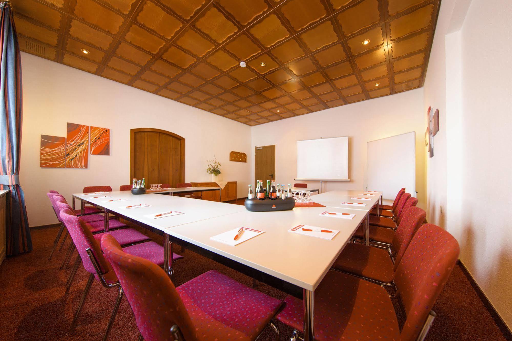 Montana Hotel Moenchengladbach Екстериор снимка