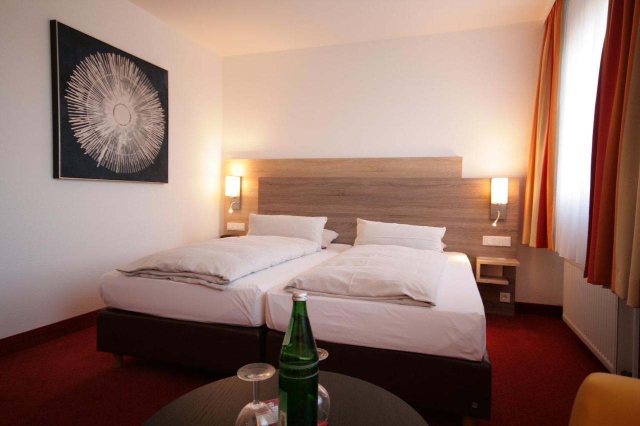 Montana Hotel Moenchengladbach Екстериор снимка